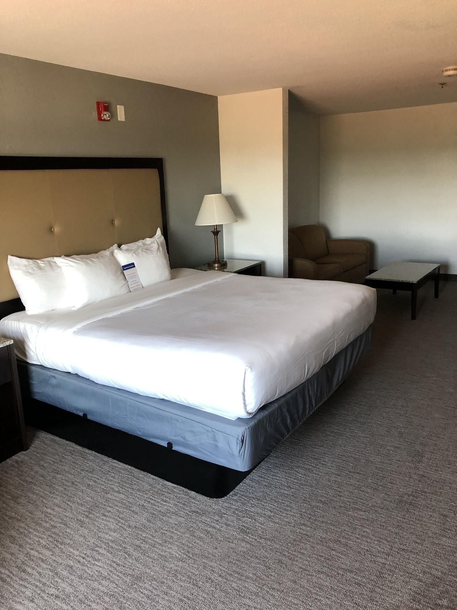 Comfort Inn & Suites Gatesville Near Fort Cavazos Экстерьер фото