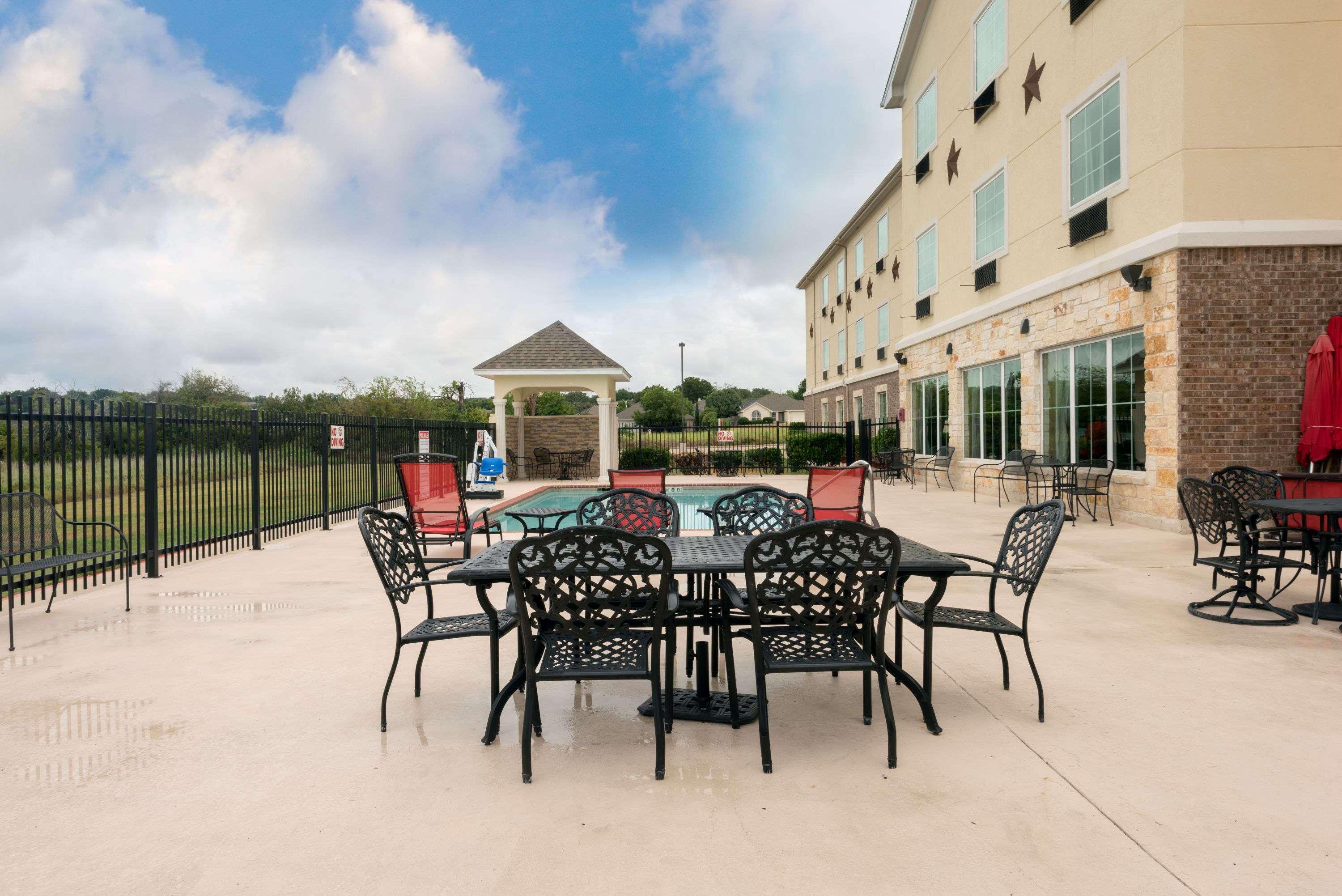 Comfort Inn & Suites Gatesville Near Fort Cavazos Экстерьер фото